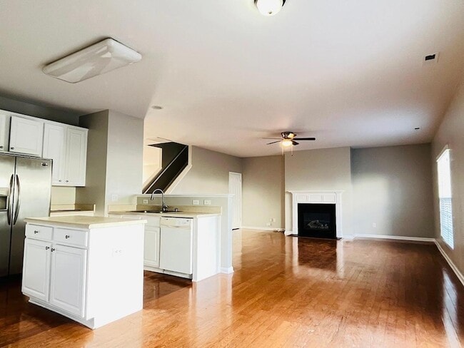 Building Photo - 4348 Karlbrook Ln