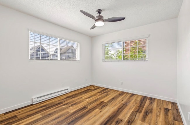 Building Photo - 917 E Indiana Ave