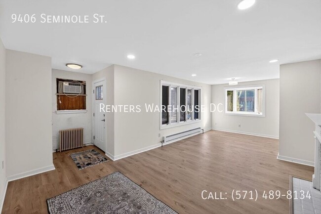 Building Photo - 9406 Seminole St