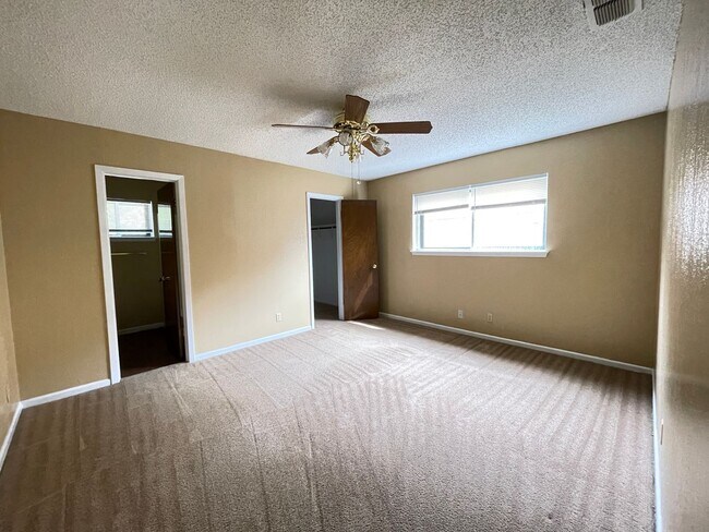 Building Photo - 3-Bedroom House for Rent in Killeen