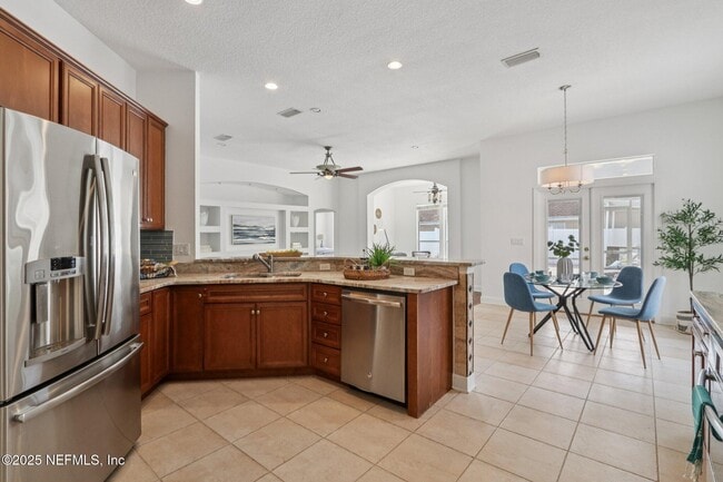 Building Photo - 10008 Sifton Ct