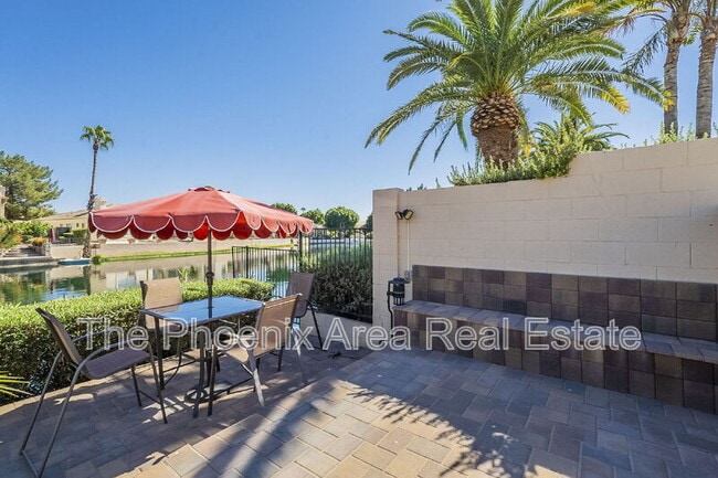 Building Photo - 3761 S Hawthorn Dr