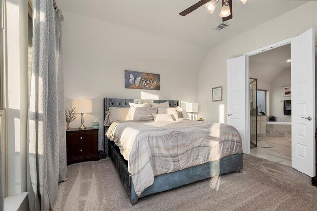 Building Photo - 28196 Knight Peak Dr