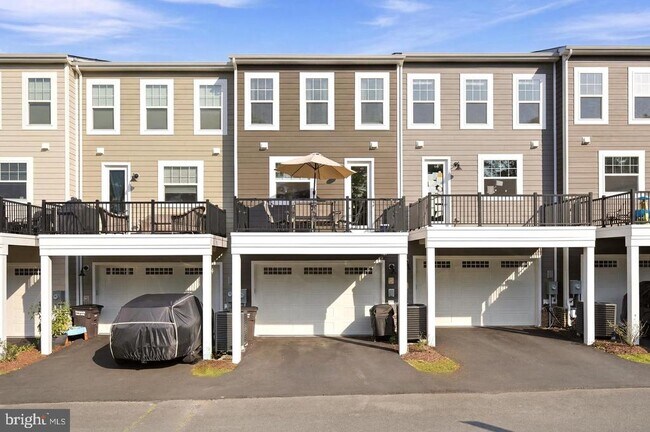 Building Photo - 3582 Stephensons Hl Ln