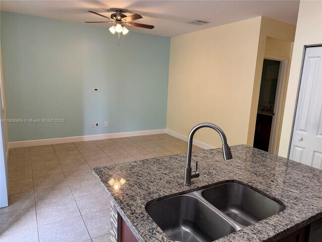 Building Photo - 4849 NW 57th Ct