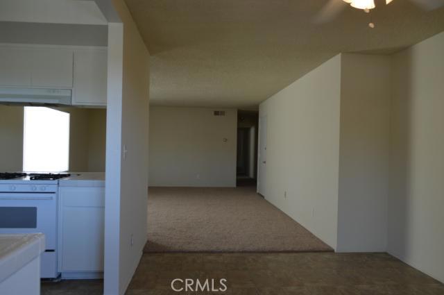 Building Photo - 106 E Avenida San Gabriel