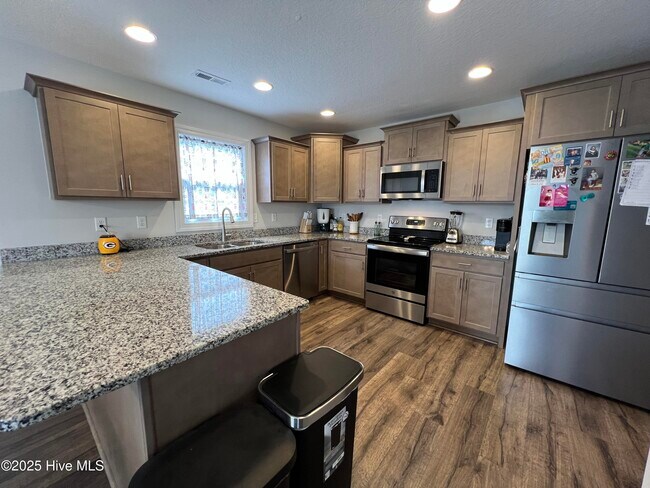 Building Photo - 629 Indigo Johnston Dr
