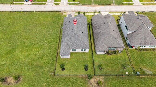Building Photo - 5831 Westwood Shr Dr