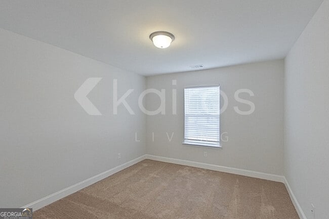 Building Photo - 103 Western Red Cedar Dr