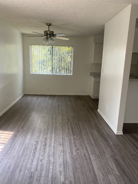 Building Photo - 931 N Highland St