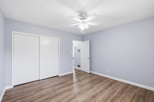 Building Photo - 230 S Bandy Ave