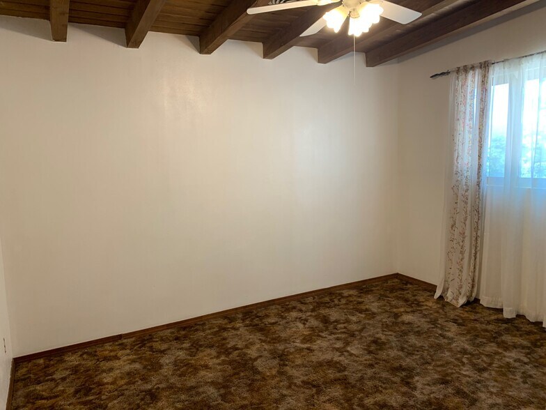 Bedroom 2 - 3105 Valverde Dr NE