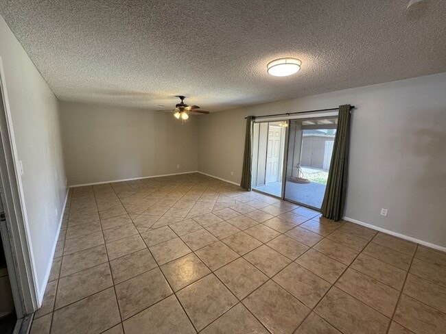Building Photo - 4329 W Garden Dr