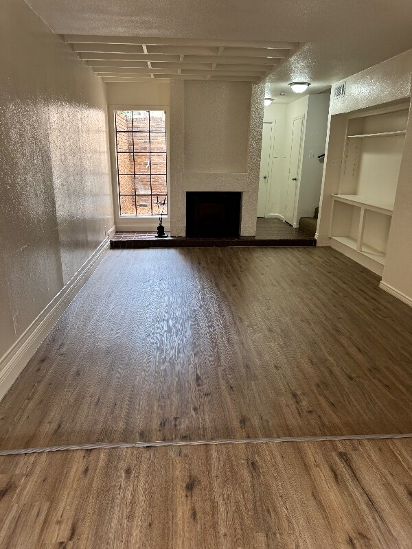 Building Photo - 6019 Ridgecrest Rd