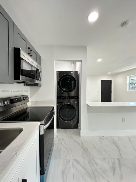 Primary Photo - 1443 NW 34th St