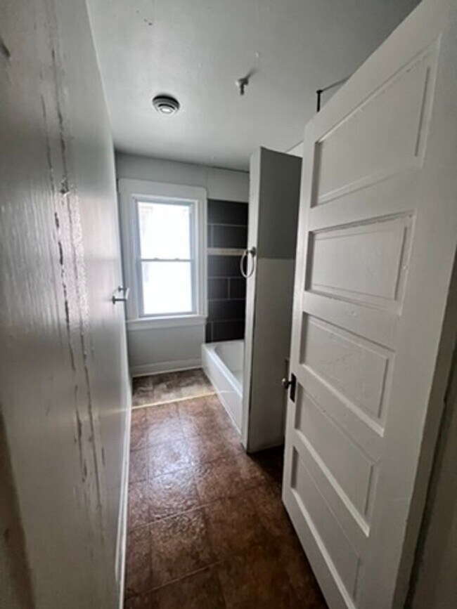 Building Photo - 812-814 S. 30th St.