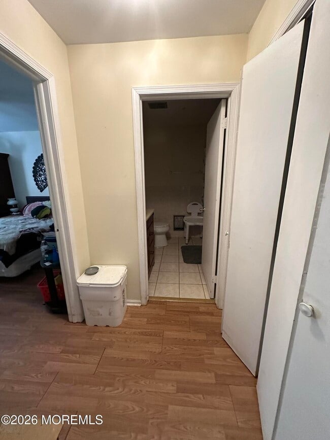 Building Photo - 119 Lowens Strasse