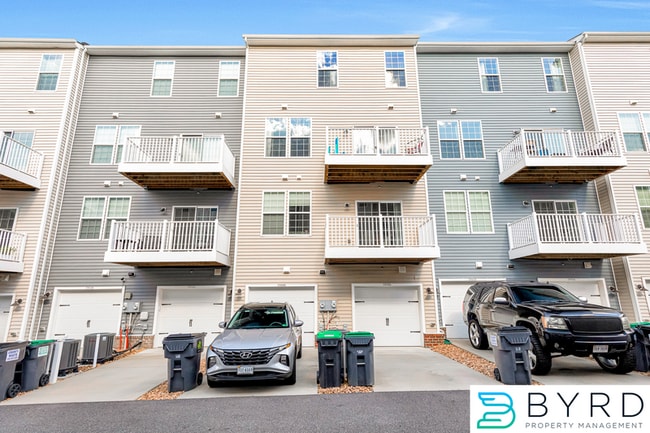 Building Photo - 5908 Whitehurst Ln