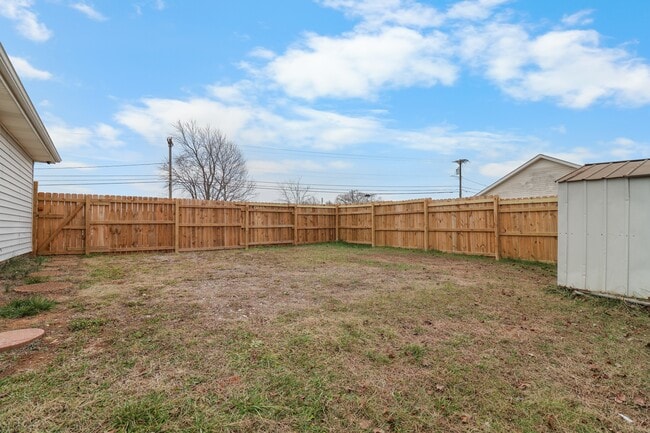 Building Photo - 1302 Sharptail Trail