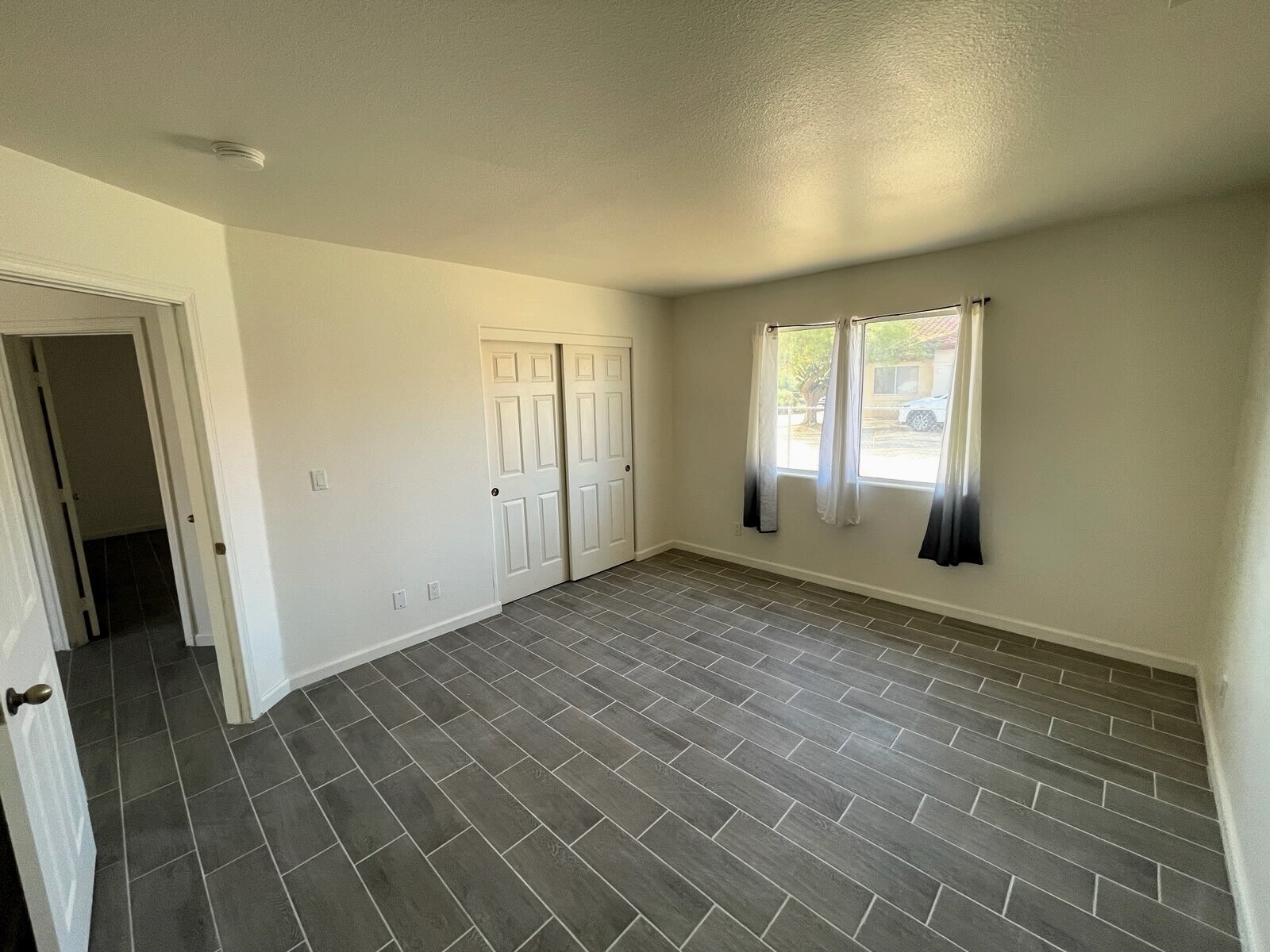 Building Photo - 6686 Palo Verde Ave