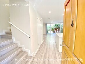 Building Photo - Newly remodeled modern 3 Bed + 2.5 Bath tw...