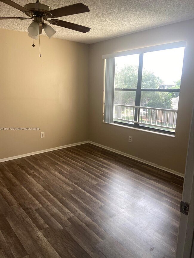 Building Photo - 4501 W McNab Rd