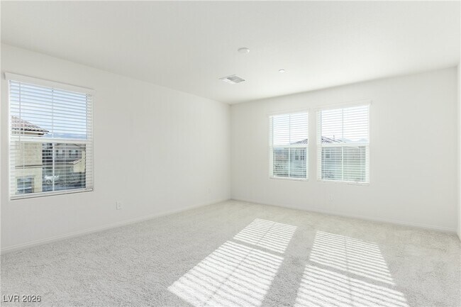 Building Photo - 3564 Dimora St