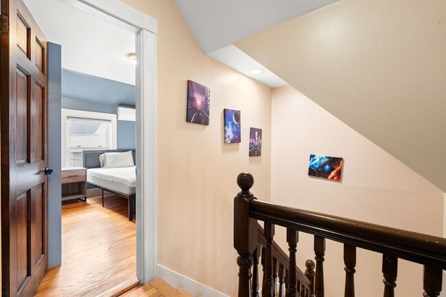 Building Photo - 12 Pomeroy St