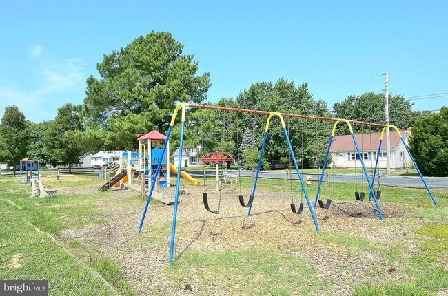 Building Photo - 932 Kimberly Way