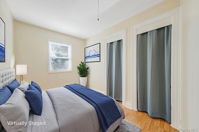 Building Photo - 39 Chapman Pl