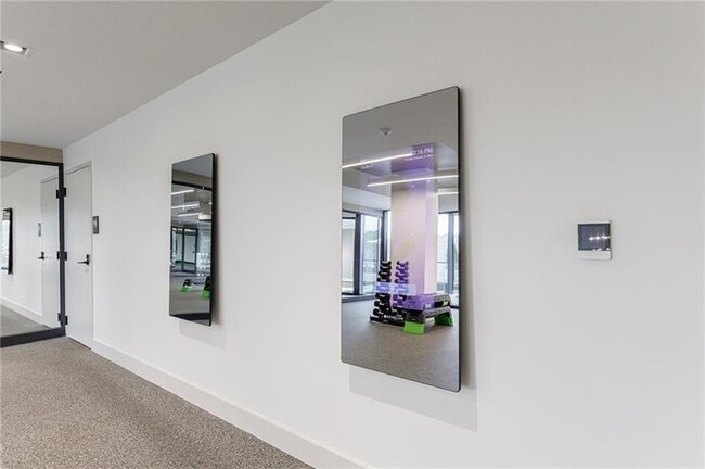 Building Photo - 2425 Peachtree Rd NE