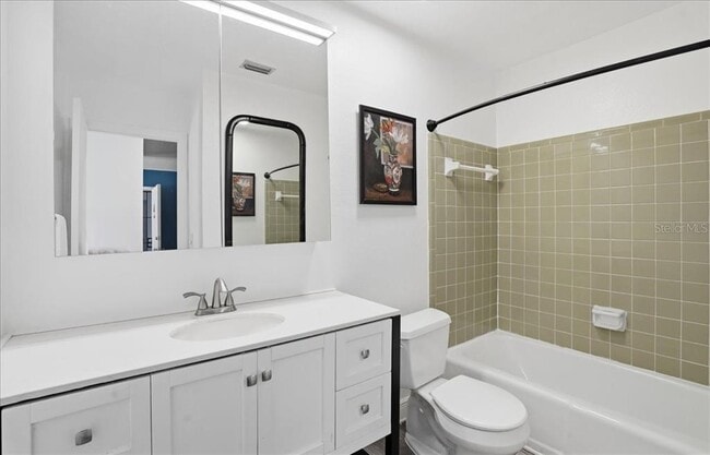 Building Photo - 3580 38th Ave S