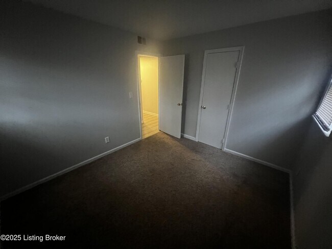 Building Photo - 6805 Reelfoot Ct