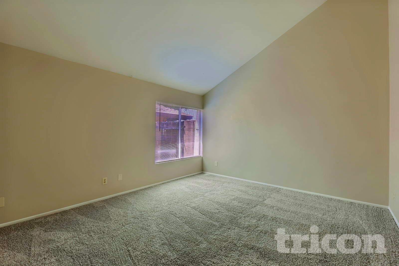 Building Photo - 3031 W Mercer Ln
