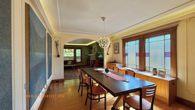 Building Photo - Charming Custom Retreat in Prime Berkeley ...