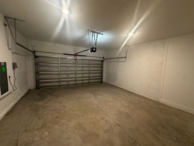 Building Photo - Stunning new construction 3/2 in Wynnstone Gated Community of Davenport.  Available now!