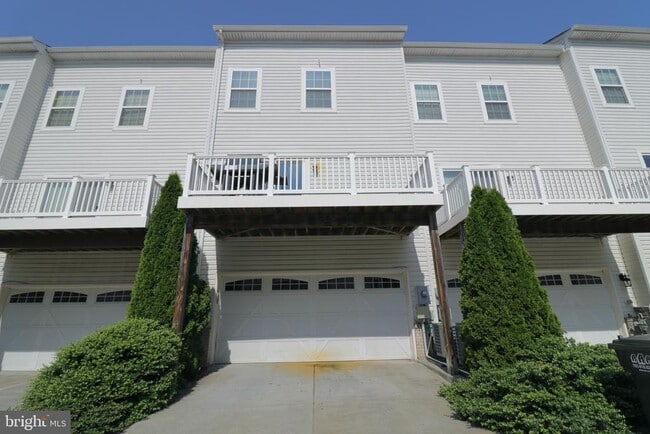 Building Photo - 22702 Parkland Farms Terrace