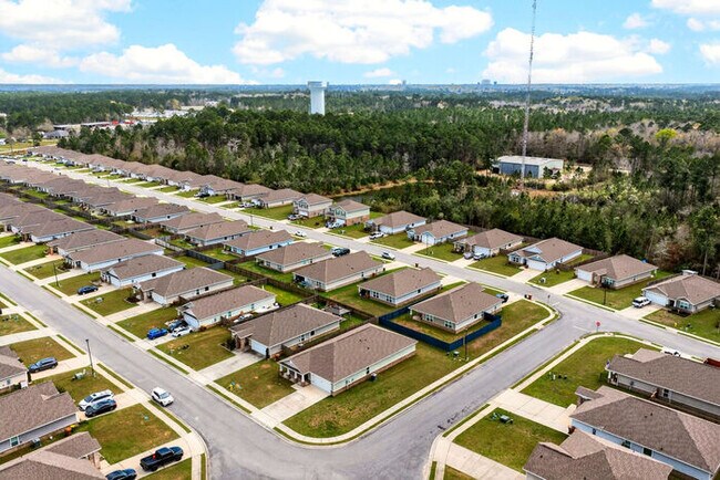 Building Photo - 6550 Eastland Cir