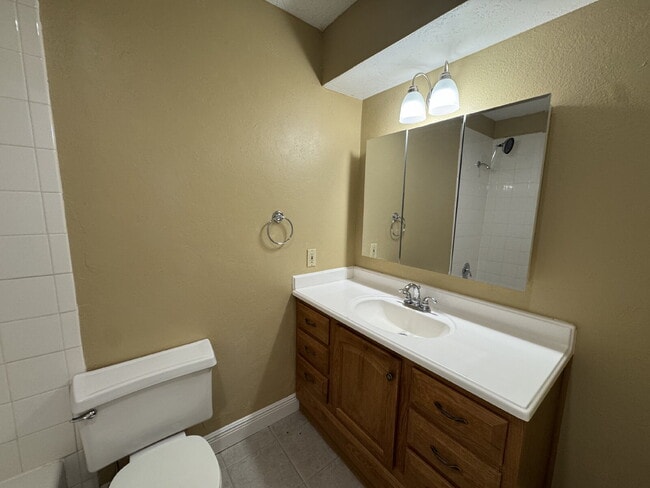 Building Photo - House Located On Cul-De-Sac & Within Minutes Of Wal-Mart & W. Loop 289!