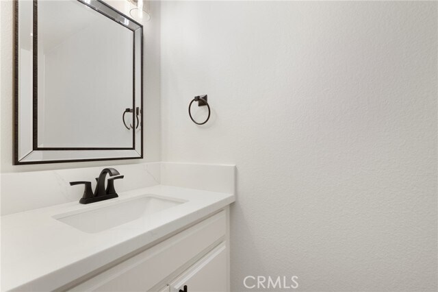 Building Photo - 226 Greenmoor