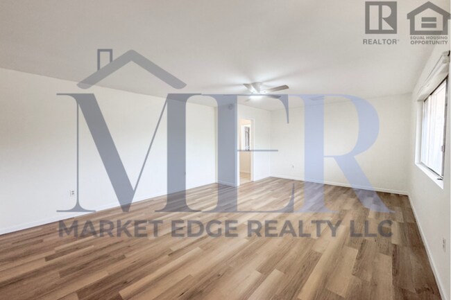 Building Photo - 2Bed/2Bath House in Sun City on Golf Course! Ready for Immediate Move-In!