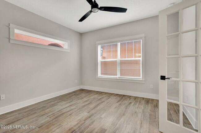 Building Photo - 8859 AMALFI Ct