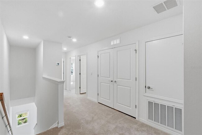 Building Photo - 15125 Cuzcorro Ct