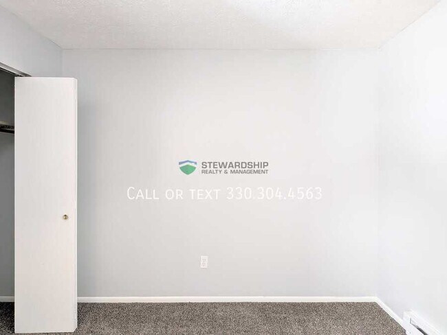 Building Photo - 311 Engadine Ct