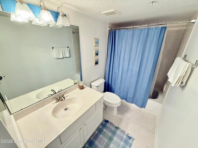 Building Photo - 425 Buchanan Ave