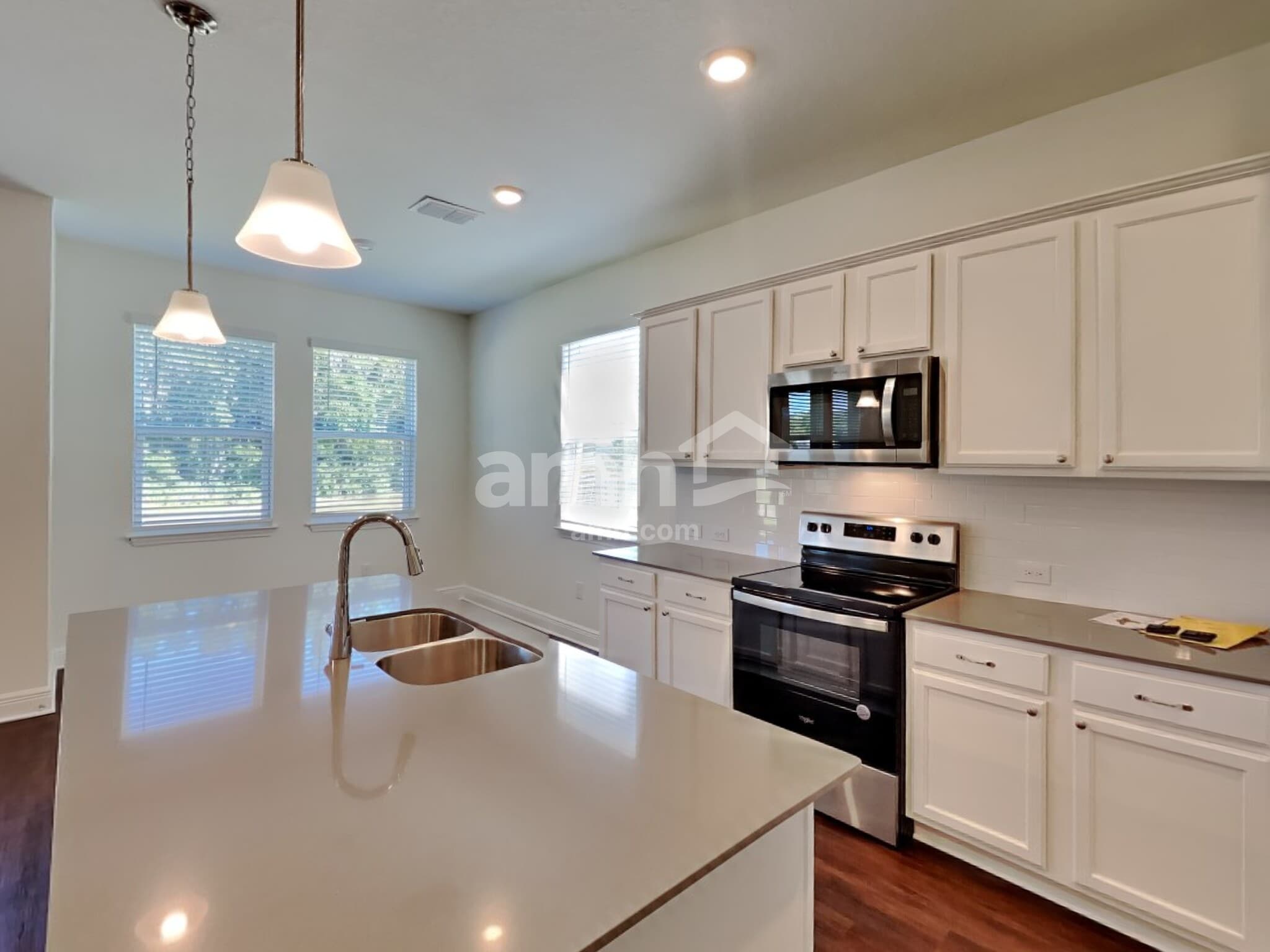 Building Photo - 27653 St Andrews Ave