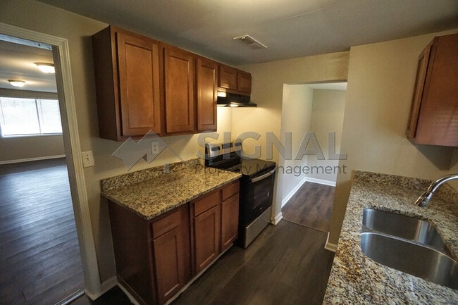 Building Photo - 7619 Henry Ellen Rd