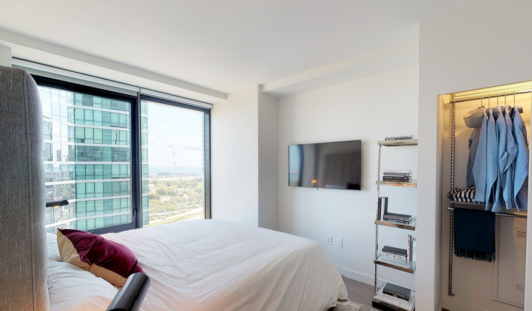 Building Photo - 1150 S Michigan Ave