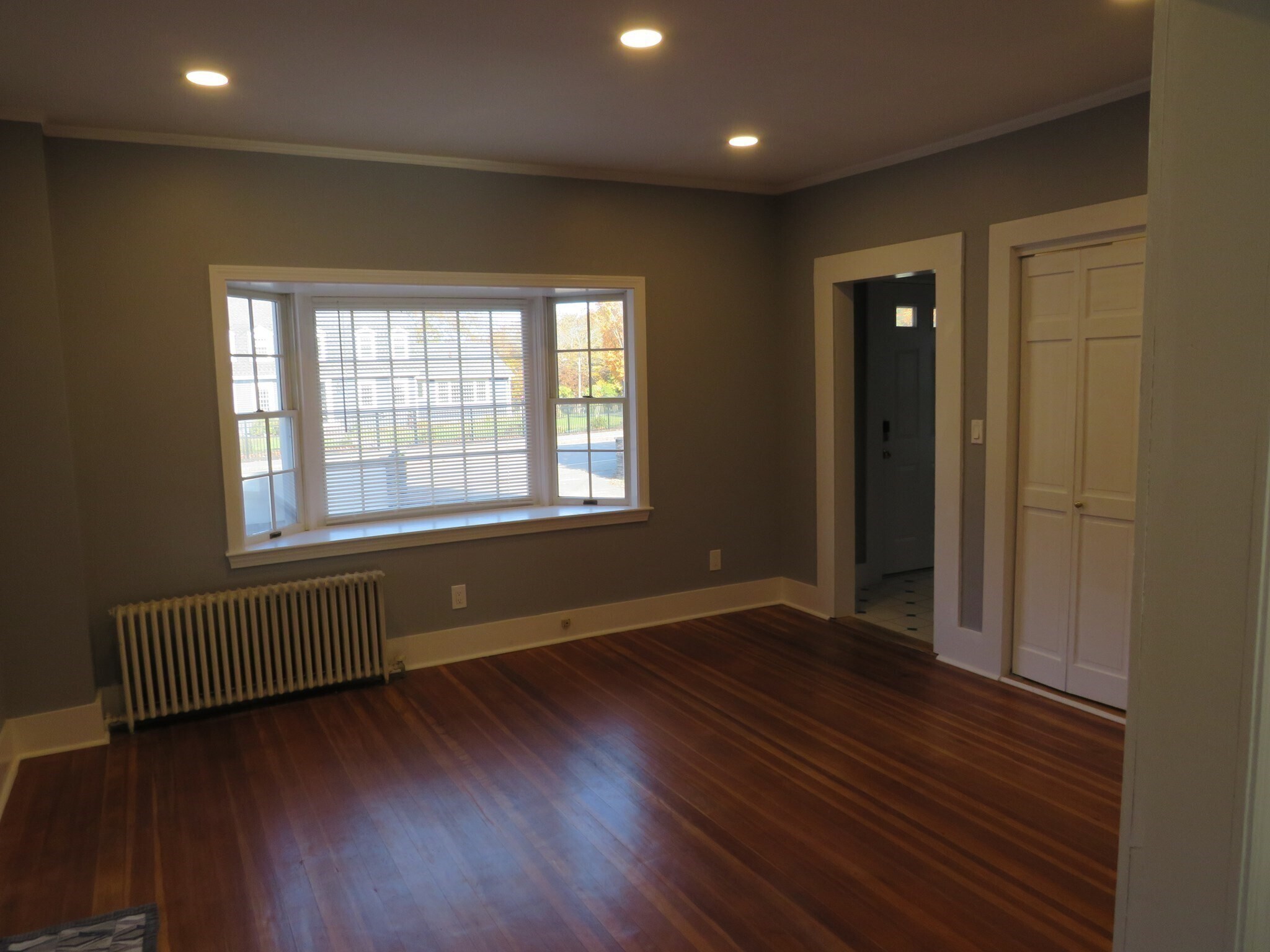 Building Photo - 1063 Washington St