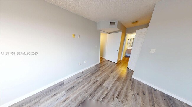 Building Photo - 15231 SW 80th St